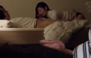 Thằng bạn để bồ nó đang nứng lồn rồi đi ngủ và cái kết