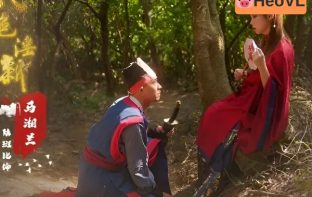 Vẻ đẹp quyến rũ của cô công chúa khiến chàng thị vệ mê mẫn