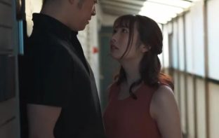 Vợ yêu mang thai, tôi bị quyến rũ bởi vợ nhà bên thường ở nhà một mình