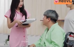 Y tá thế này thì nam bệnh nhân nào muốn xuất viện
